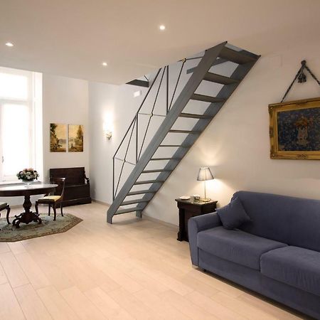 Palazzo D'Auria Aparthotel 나폴리 외부 사진