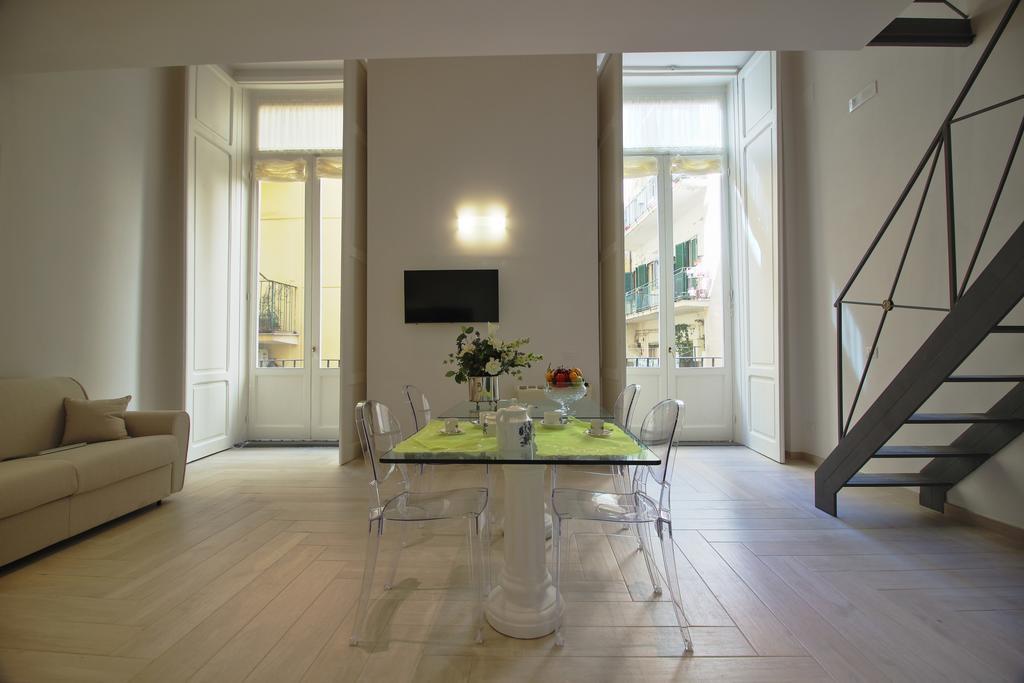 Palazzo D'Auria Aparthotel 나폴리 외부 사진