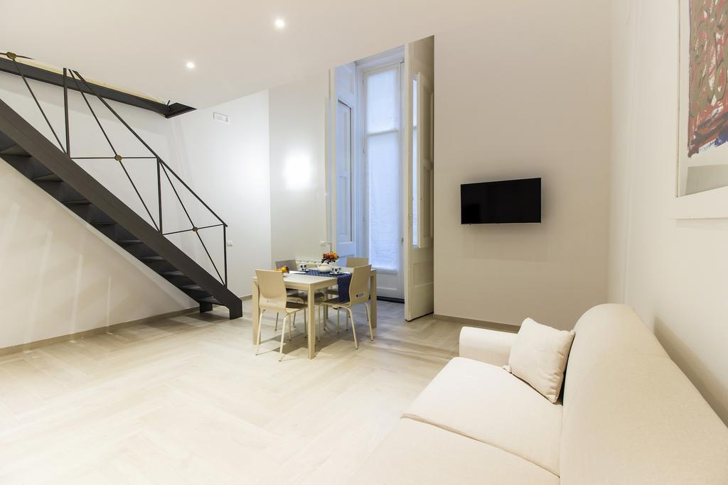 Palazzo D'Auria Aparthotel 나폴리 외부 사진
