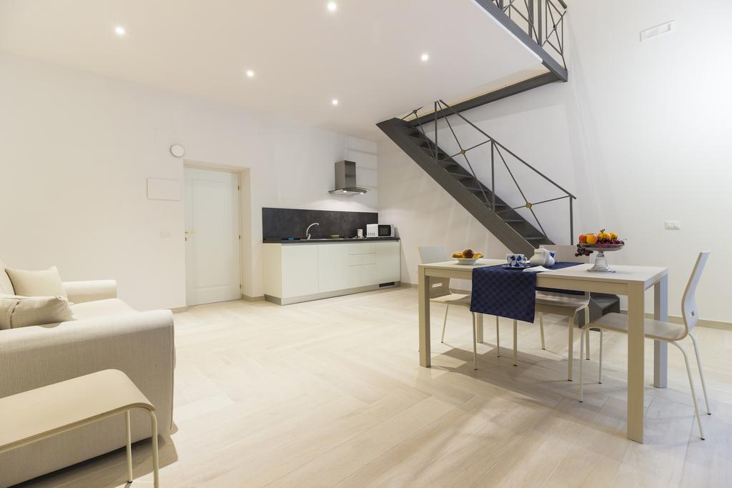 Palazzo D'Auria Aparthotel 나폴리 외부 사진