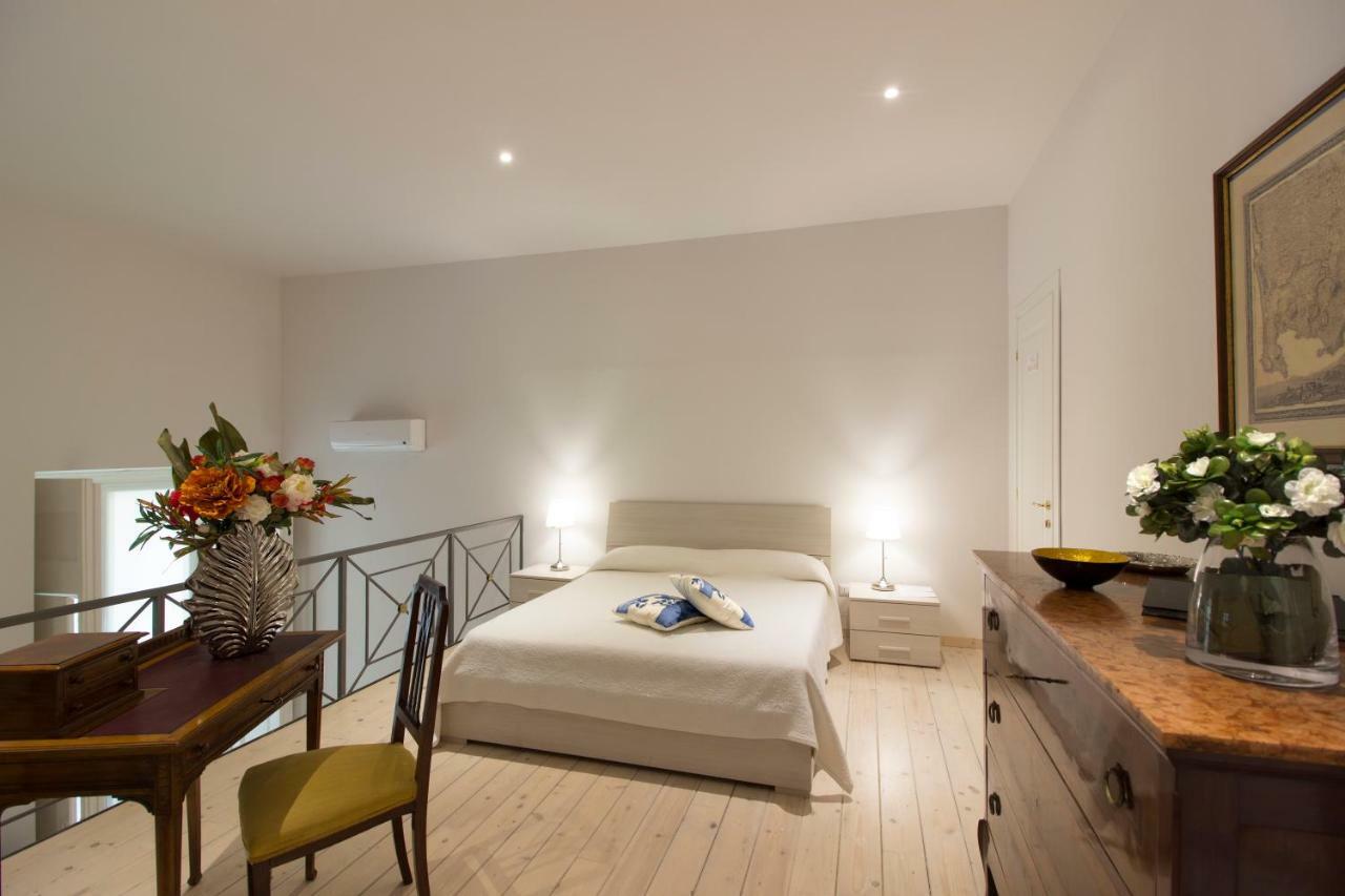 Palazzo D'Auria Aparthotel 나폴리 외부 사진