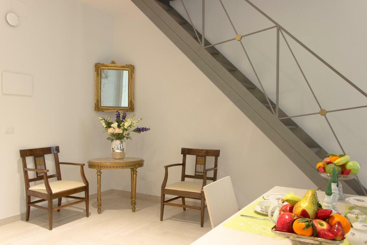 Palazzo D'Auria Aparthotel 나폴리 외부 사진
